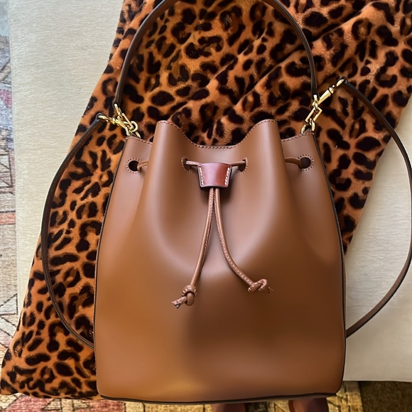 Ralph Lauren Handbags - Ralph Lauren Brown Leather Bucket Bag